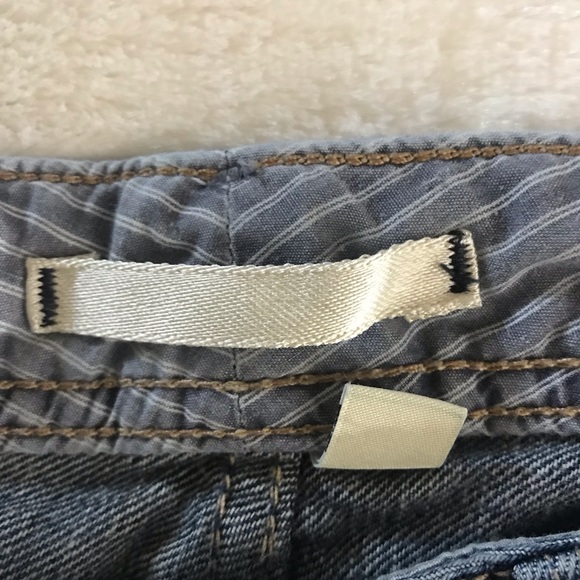 Gap Women’s Jean Straight Leg Low Rise Distress - Picture 2 of 4